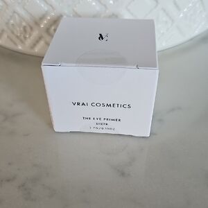 Sheer Eye Primer - White